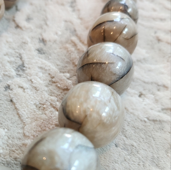 Acrylic Statement Necklace w Black and White Marbeling - Picture 8 of 17